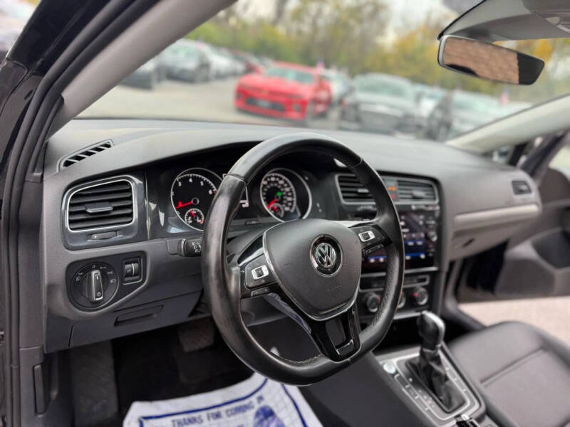 2019 Volkswagen Golf SportWagen