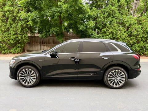 2019 Audi e-tron quattro Prestige