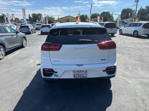 2022 Kia Niro EV EX