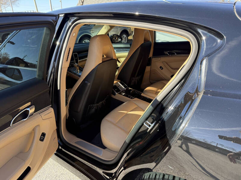 2015 Porsche Panamera