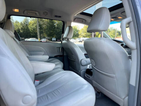 2013 Toyota Sienna