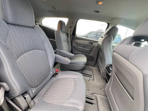 2017 Chevrolet Traverse LT