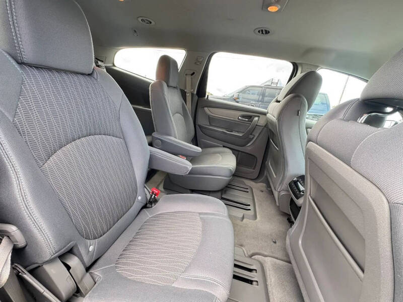 2017 Chevrolet Traverse LT