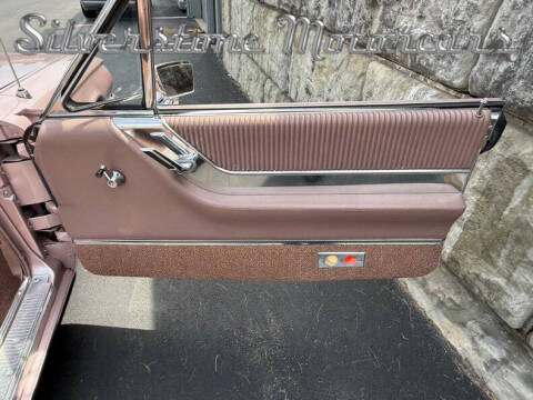 1964 Ford Thunderbird