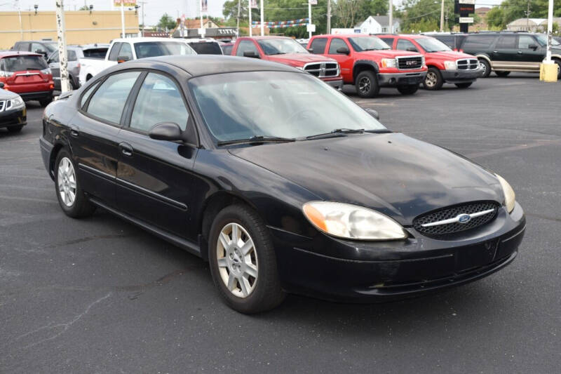 2006 Ford Taurus SE