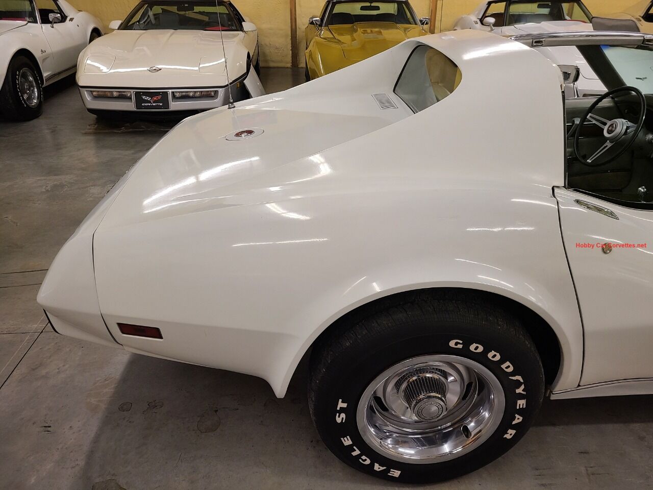 1975 Chevrolet Corvette 26