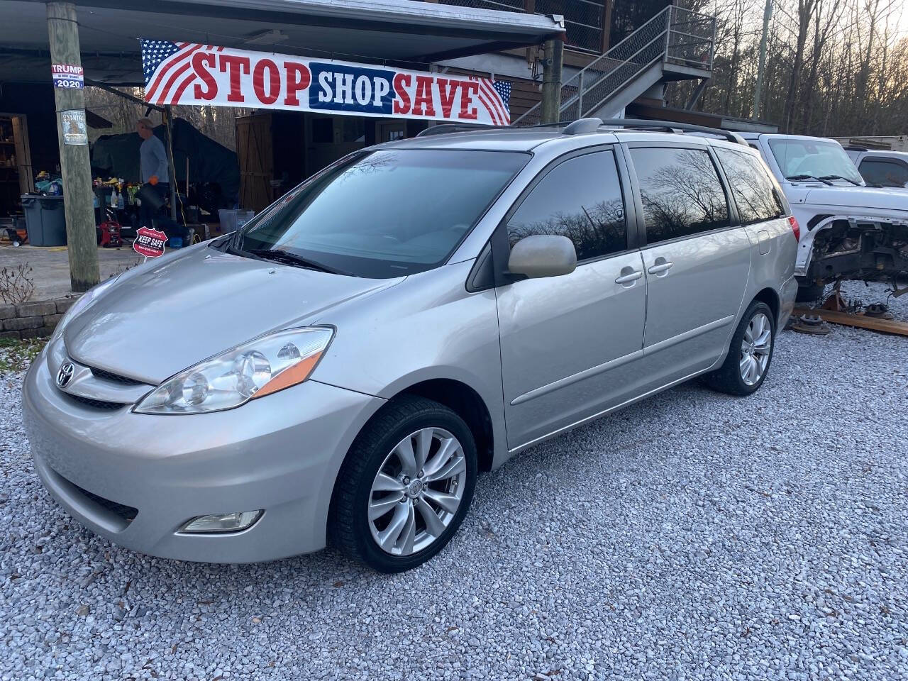 2006 Toyota Sienna for sale at Auction Trades Auto Sales in Chelsea, AL