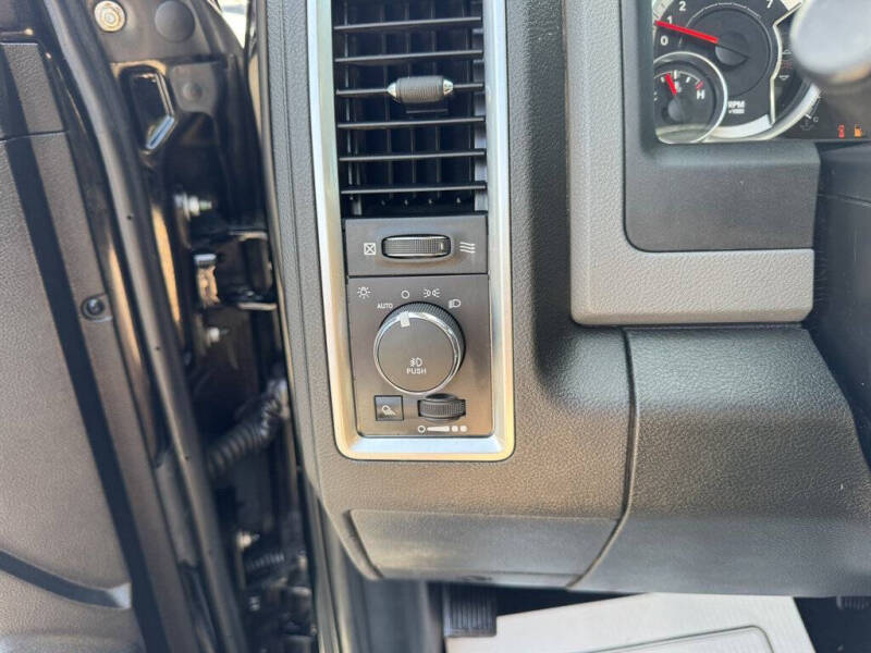 2014 RAM 1500 SLT