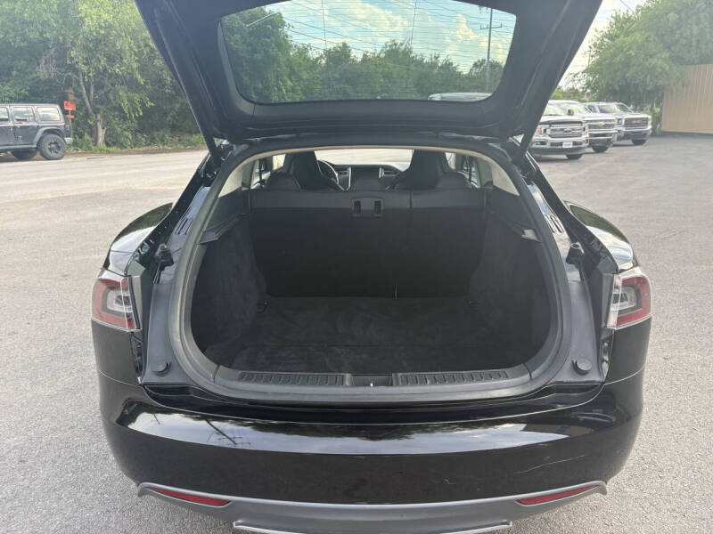 2013 Tesla Model S Performance