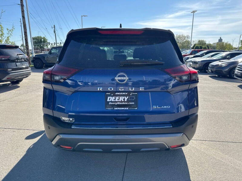 2023 Nissan Rogue SL