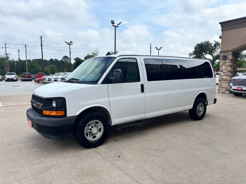 2017 Chevrolet Express LS 3500