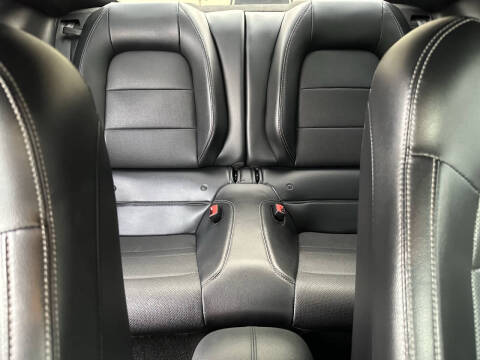 2020 Ford Mustang EcoBoost Premium