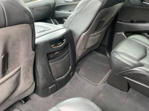 2016 Cadillac Escalade Platinum