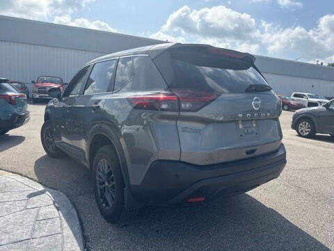 2021 Nissan Rogue S