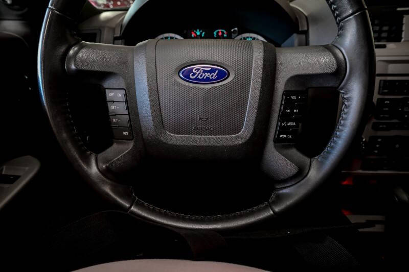2011 Ford Escape XLT