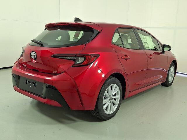 2026 Toyota Corolla Hatchback SE