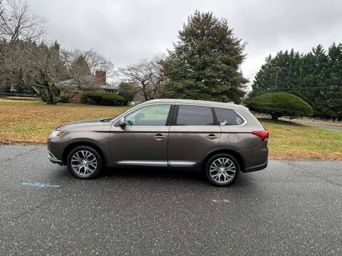 2017 Mitsubishi Outlander SEL