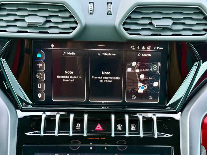 2024 Lamborghini Urus S