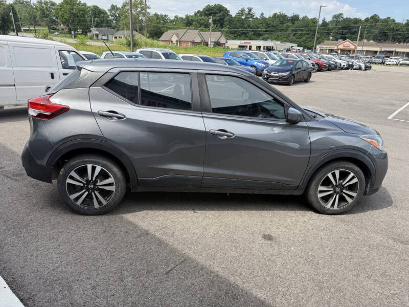 2019 Nissan Kicks S