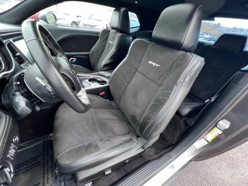 2015 Dodge Challenger SRT 392