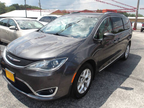 2019 Chrysler Pacifica Touring L Plus