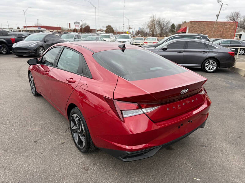 2023 Hyundai Elantra SEL