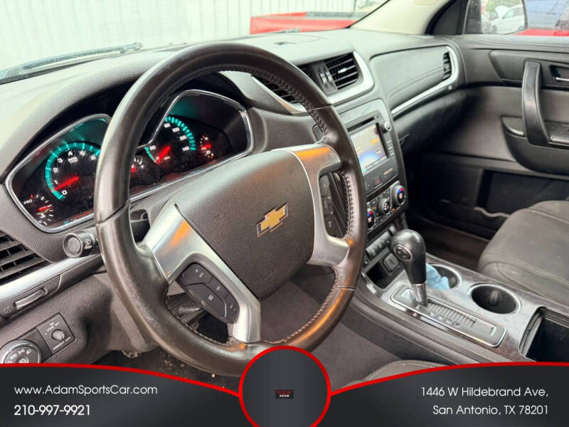 2017 Chevrolet Traverse LT