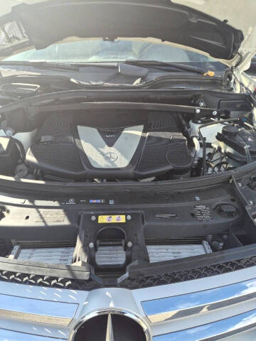 2012 Mercedes-Benz GL-Class GL 350 BlueTEC