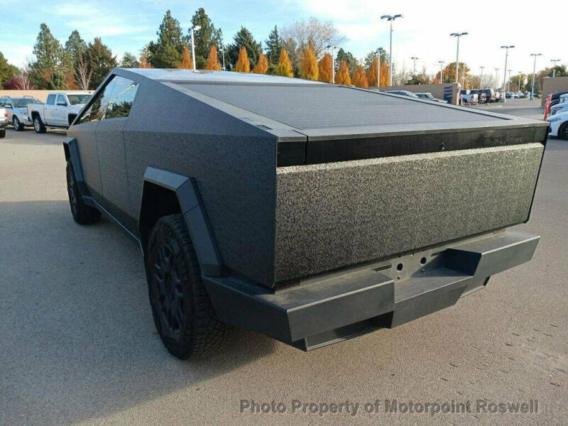 2024 Tesla Cybertruck