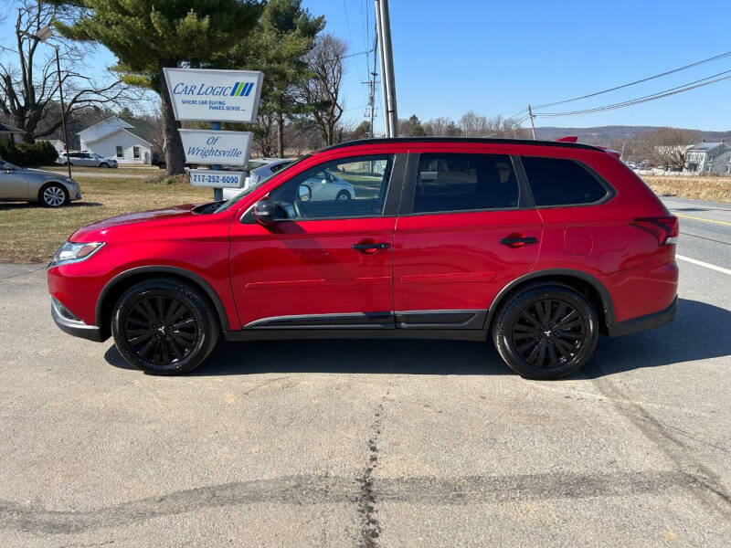 2020 Mitsubishi Outlander LE
