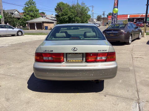 1999 Lexus ES 300