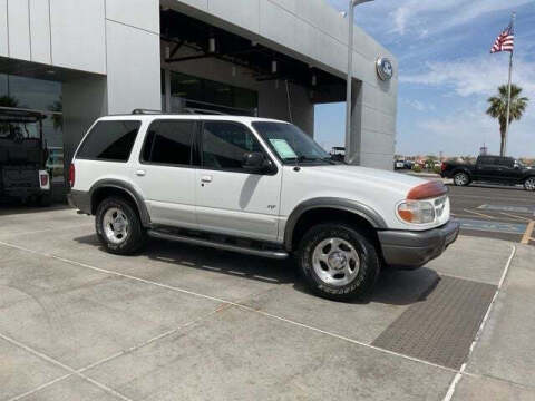 2000 Ford Explorer XLT