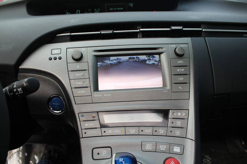 2013 Toyota Prius Three