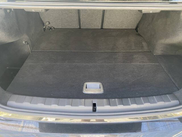 2021 BMW 3 Series 330e xDrive