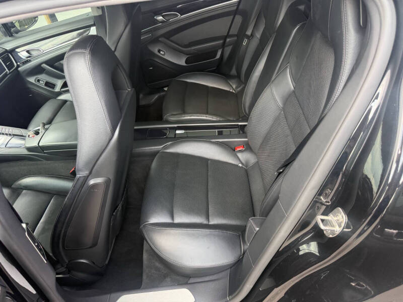 2011 Porsche Panamera S