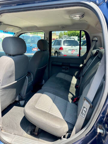 2003 Ford Explorer Sport Trac