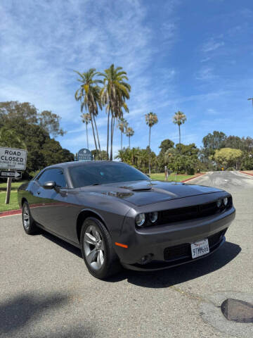 2015 Dodge Challenger SXT