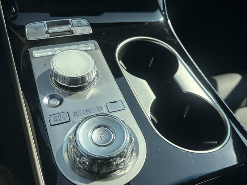 2026 Genesis GV70