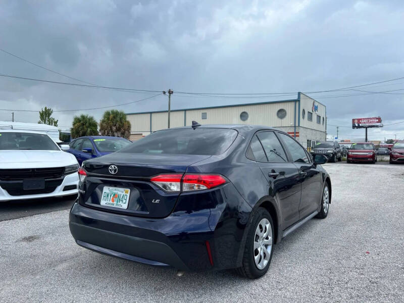 2022 Toyota Corolla LE