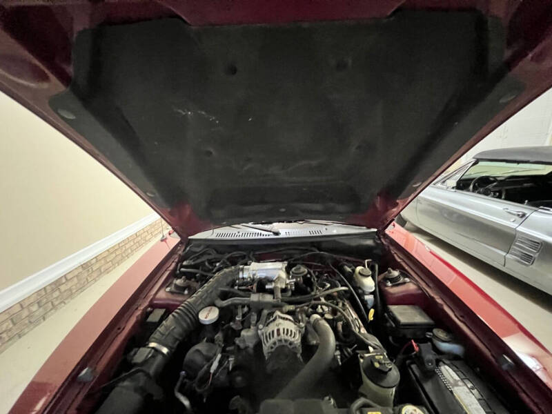 2004 Ford Mustang GT Deluxe