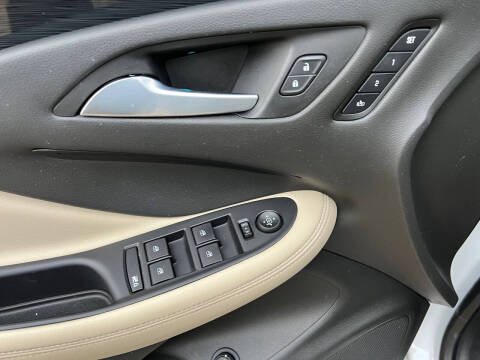 2017 Buick Envision Essence