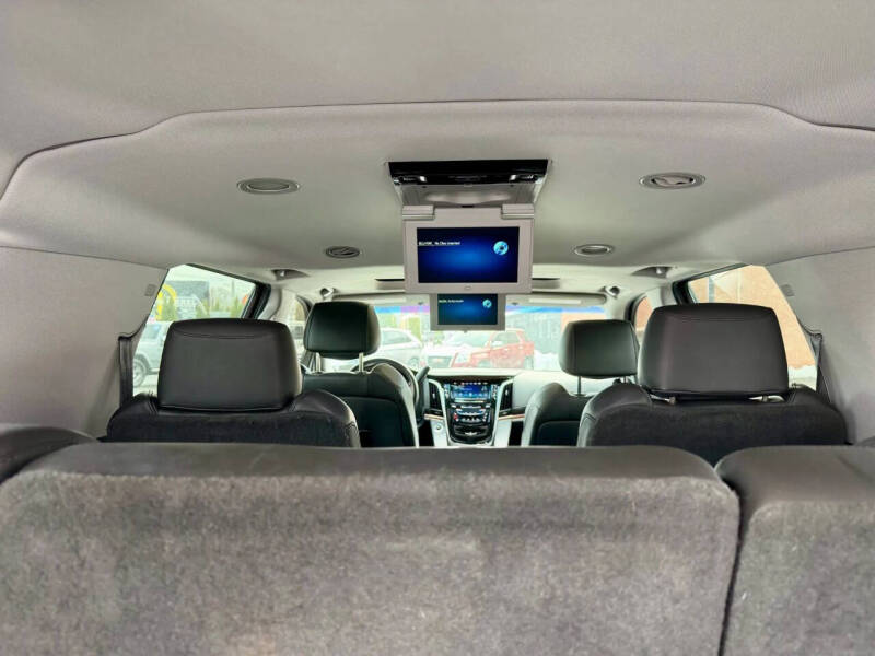 2018 Cadillac Escalade ESV Premium Luxury