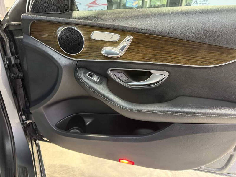 2017 Mercedes-Benz C-Class