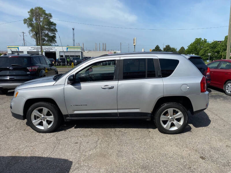 2011 Jeep Compass Sport