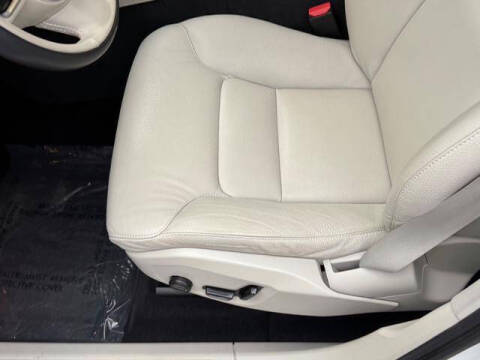 2023 Volvo XC60 B5 Core