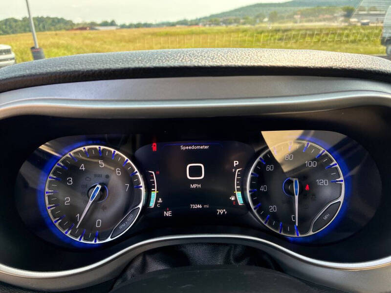 2022 Chrysler Pacifica Touring