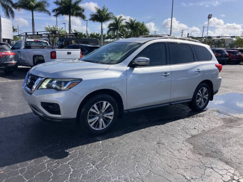 2019 Nissan Pathfinder S
