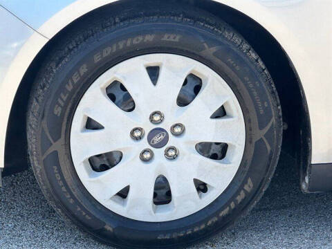2014 Ford Fusion S