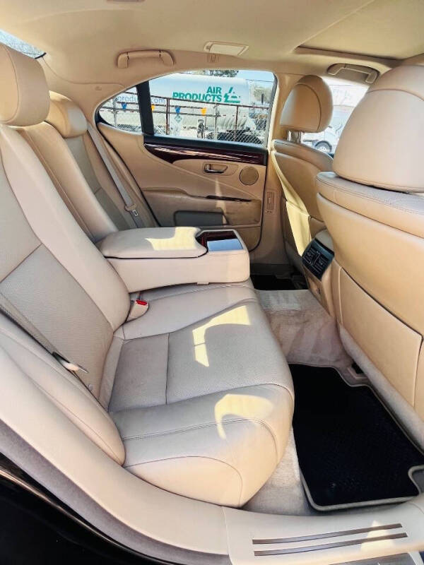 2008 Lexus LS 460