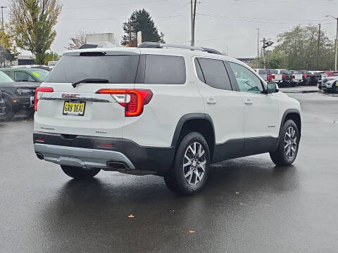 2023 GMC Acadia SLT
